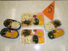 総合的な学習　食育「お弁当を作ろう」３.jpg